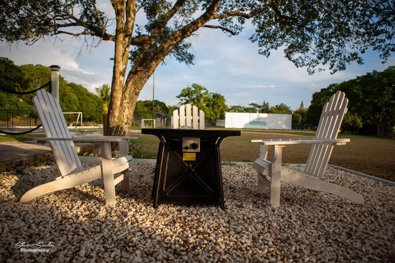 Treasure Beach Inn And Bar מראה חיצוני תמונה